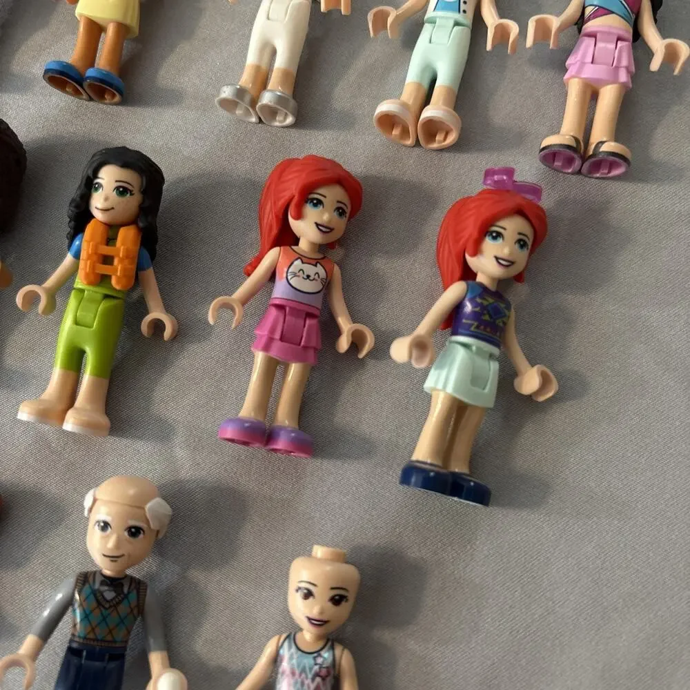 Lego Friends Random Female Girl Accessories Minifigures Marcel Ava, Lot of 12